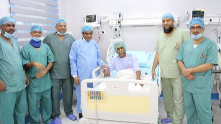 محافظ محافظة حضرموت يدشن فعاليات الحملة العلاجية لقسطرة قلب الكبار بمركز نبض الحياة لأمراض وجراحة القلب