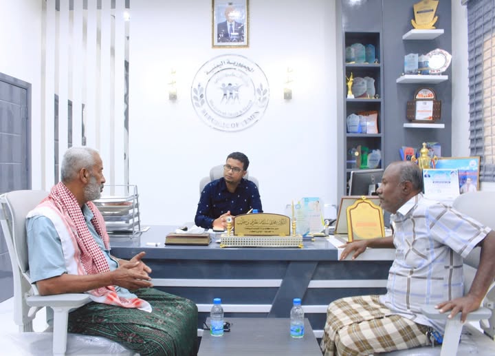 المدير العام لمكتب الشباب والرياضة يناقش ترتيبات لتأسيس اتحادات ذوي الاحتياجات الخاصة في الوادي 