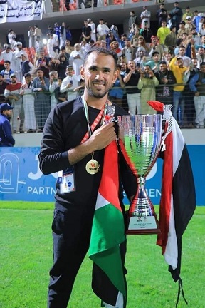 مدرب منتخب الناشئين ينفي تسريبات القائمة الأولية للأحمر الصغير