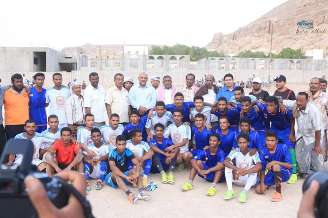 بحضور الوكيل الكثيري نادي سلام الغرفة يواصل تحضيراته لنهائي كأس حضرموت 