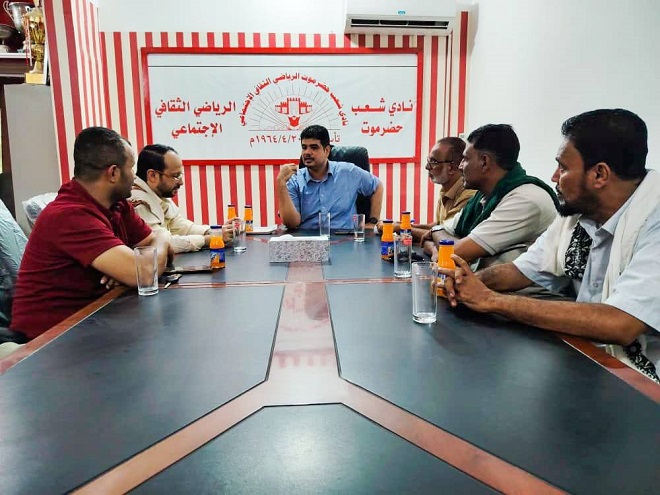 رئيس نادي اتحاد حضرموت يزور نادي شعب حضرموت