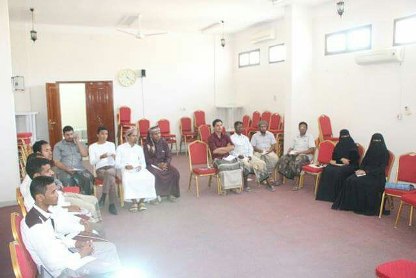 ينظمها منتدى طلاب سيئون الجامعيين.. دورة في مجال السلامة المهنية في الصناعات النفطية بسيئون