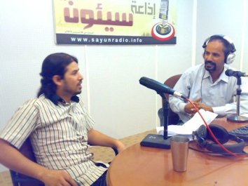 إذاعة سيئون تستضيف الوزير الخبير الدولي في التنمية البشرية والبرمجة العصبية