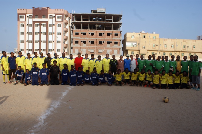 نجاح مميز لمهرجان تكريم نجم الأمس عمر صالح بن سويد