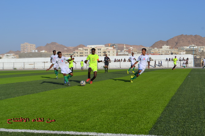 اليوم الأهلي ووحدة شحير يفتتحان منافسات المجموعة الثانية بدوري الغويزي