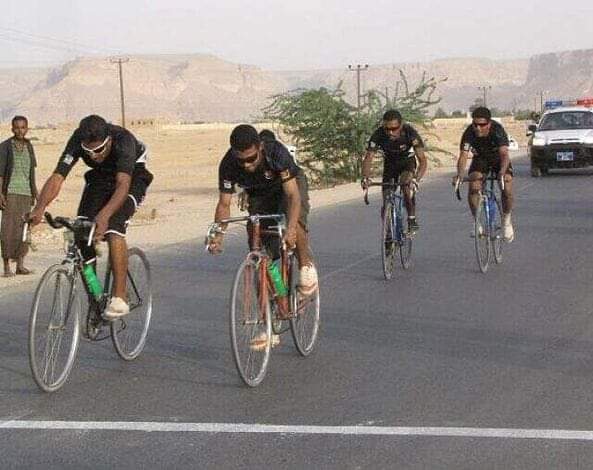 مكتب وزارة الشباب و الرياضة يصدر قرارا بإعادة تشكيل فرع اتحاد الدراجات في الوادي والصحراء. 
