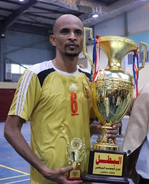 الدولي جمال مفتاح يتنقل إلى غزة الفلسطيني 