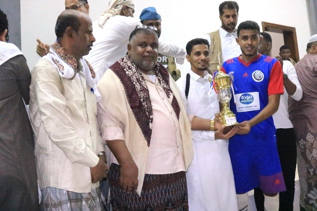 اتحاد سيئون يتوّج بكأس بطولة كرة قدم الصالات الخماسية الاولى لأندية حضرموت الوادي