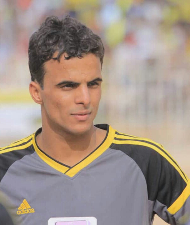 لاعب نادي اتحاد سيئون باوزير في العين الاماراتي