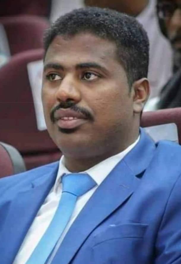 الوكيل باضاوي يشيد بخطوة تجديد عقد الرعاية بين نادي شعب حضرموت وبنك البسيري