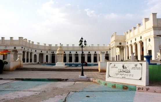 تدشين النشاط الرياضي بنادي المعلم بسيئون
