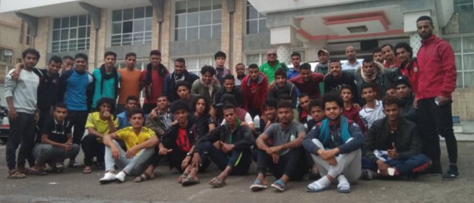 بقائمة ضمت اكثر من ٤٥ لاعبا منتخبنا الأولمبي يبدا تمرينة الاول في معسكرة الداخلي بالمكلا 