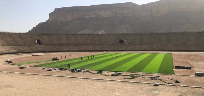 البدء بتعشيب ملعب الاستاد الاولمبي بسيئون