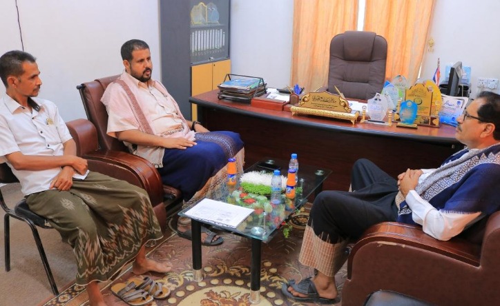 مناقشة الترتيبات لإقامة مسابقة ثقافية لأندية وادي حضرموت