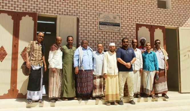 نادي سيئون الرياضي يتسلّم مشروعه الإستثماري الممول من السلطة المحلية