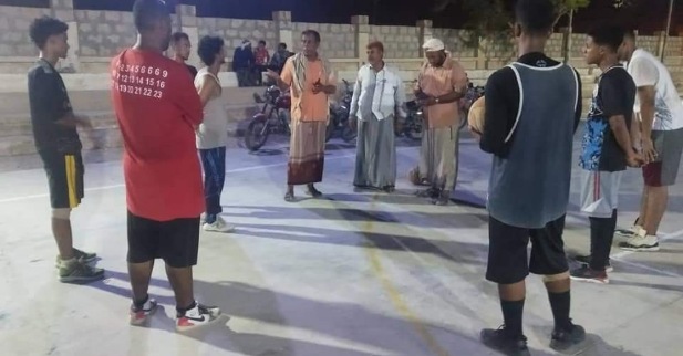 إدارة النادي الأهلي تطلع على تدريبات فريق كرة السلة بالنادي