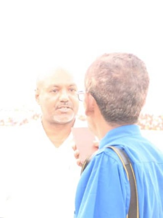 حسن مسجدي يهنئ نادي الريدة ببطولة الفقيد السقطري ويناشد بإعادة هيكلة ملعب الففيد السقطري