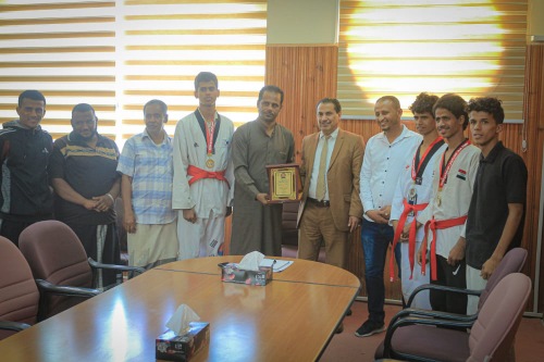 الوكيل السعيدي يستقبل أبطال نادي سيئون المشاركين في بطولة خريف ظفار الأولى للتايكواندو