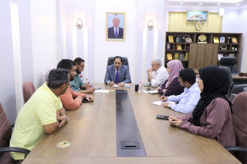 وزير الشباب والرياضة يحث الإدارة العامة للإعلام على مواكبة التطورات في مجال الإعلام 