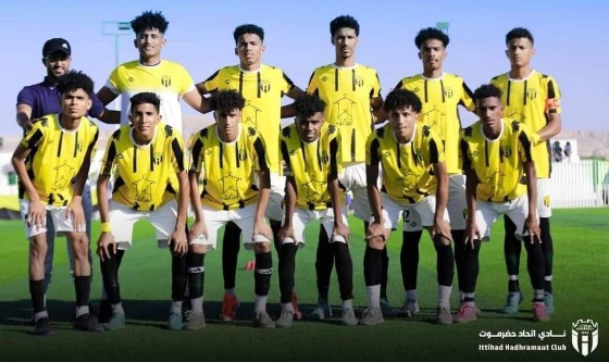 مدير عام مكتب الشباب والرياضة يهنئ ناديي الاتحاد والمكلا بالتأهل