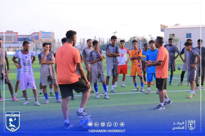 تضامن حضرموت يواصل تدريباته أستعدادا لمئوية وحدة عدن* 