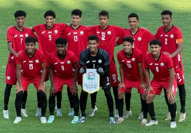 الشيخ العيسي..يودع بعثة المنتخب الناشئين قبل مغادرتها إلى معسكر السعودية