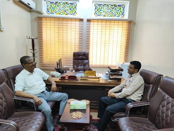 مدير عام مكتب وزارة الشباب والرياضة يلتقي بمدير عام الشؤون الاجتماعية والعمل لمناقشة أوجه التعاون المشترك