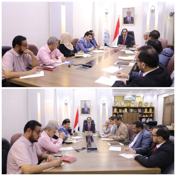 الوزير البكري يعقد اجتماعًا استثنائيًا مع وكلاء القطاعات العامة في وزارة الشباب والرياضة