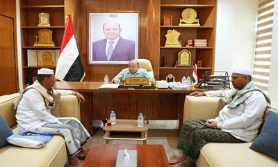 عضو مجلس القيادة محافظ حضرموت يؤكد دعم جهود تعزيز السلم المجتمعي ودعم المبادرات الهادفة لمعالجة القضايا المجتمعية