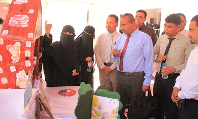 تحت شعار “رؤية فنية بلمسة يدوية”.. جامعة سيئون تفتتح المعرض الفني والإبداعي لطالبات كلية البنات وتكرّم المبدعات