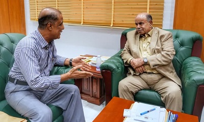 عضو مجلس القيادة محافظ حضرموت يلتقي المدير العام لمكتب وزارة الإعلام بوادي وصحراء حضرموت
