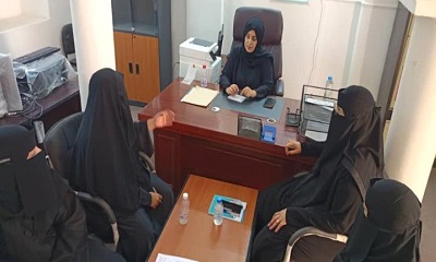 الوكيلة الحضرمي تتفقد مكتب تنمية المرأة بتريم وتؤكد دعم تمكين النساء وتعزيز دورهن التنموي