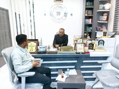 الوكيل باعلوي يزور مكتب الشباب والرياضة بالوادي ويشيد بمستوى تنظيم العمل الإداري