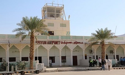 محافظ حضرموت يوجه بسرعة تسليم حماية مطار سيئون للواء 101 شرطة جوية