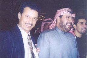 الاعلامي بازياد في محاضرة بعنوان خليجي عشرين اشرقات ودروس بمنتدى الخيصه الثقافي بالمكلا