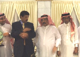 تكريم الفنان الكبير ابو بكر سالم بلفقية في السفارة اليمنية في الرياض بمناسبة احتفالات اليمن بالذكرى السابعة عشرة للوحدة اليمنية  
