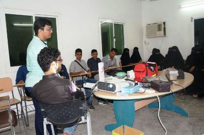 تدشين دورة الإسعافات الأولية لطلاب كلية الطب بمديرية المكلا