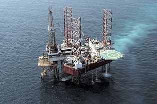 رئيس هيئة استكشاف النفط : مؤشرات قوية لوجود احتياطات غازية ونفطية في قطاعات بحرية