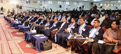 رئيس الجمهورية يهنئ جامعة حضرموت بحفل تكريم  الطلاب الأوائل والحاصلين على مرتبة الشرف للعام الجامعي 2017-2018م