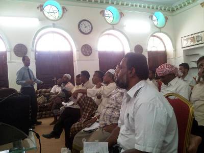 نادي المعلم يدشن التهيئة النفسية وتنمية القدرات المعرفية والمهارية لدى معلمي ثانوية الصبان بسيئون