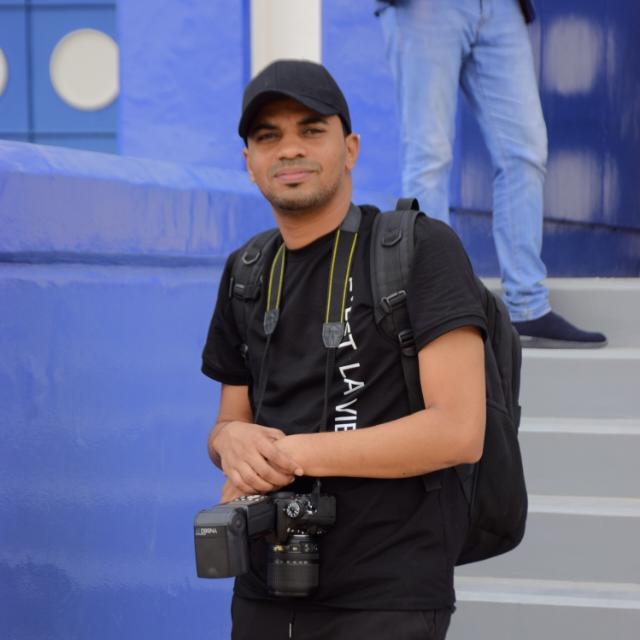 صائن الهندي مصوراً للمنتخب الوطني في مواجهة سيرلانكا المقبلة .