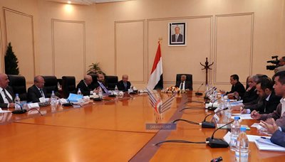 لجنة السياسات تطلع على بروتوكول انضمام اليمن الى منظمة التجارة العالمية