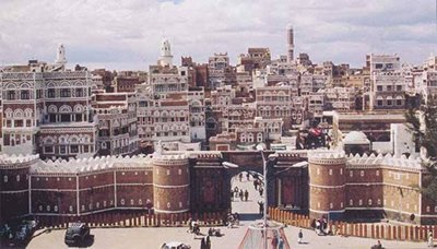 الأحزاب والمكونات السياسية تدين بشدة مجزرة التحرير الوحشية والاعتداء الإرهابي على نقطة الغبر في حضرموت ( موسع )