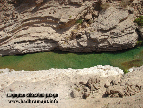 المياه الطبيعية بوادي حجر 