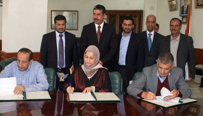 توقيع اتفاقية امداد مصنع الزجاج بالغاز الطبيعي من القطاع 18