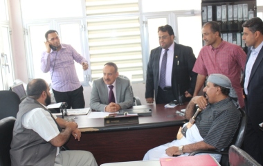 وكيل وزارة النقل يطع على نشاط فرع هيئة الشئون البحرية بحضرموت ومركز التدريب البحري