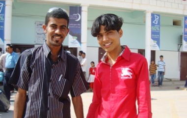 معرض " ألوان حضرمية بريشة فنان " للرسام عبد الرحمن الجابري بالمكلا  مساء الأحد القادم