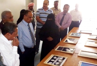 وكيل محافظة حضرموت يفتتح معرض لفنانات تشكيليات في المكلا