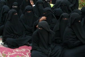 3-3 شجون نسائية ... المرأة وفجوة النوع الاجتماعي