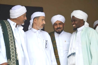 فرنسا تشهد الحولية السنوية للعلامة المصلح الحبيب عمر بن احمد ابي بكر بن سميط